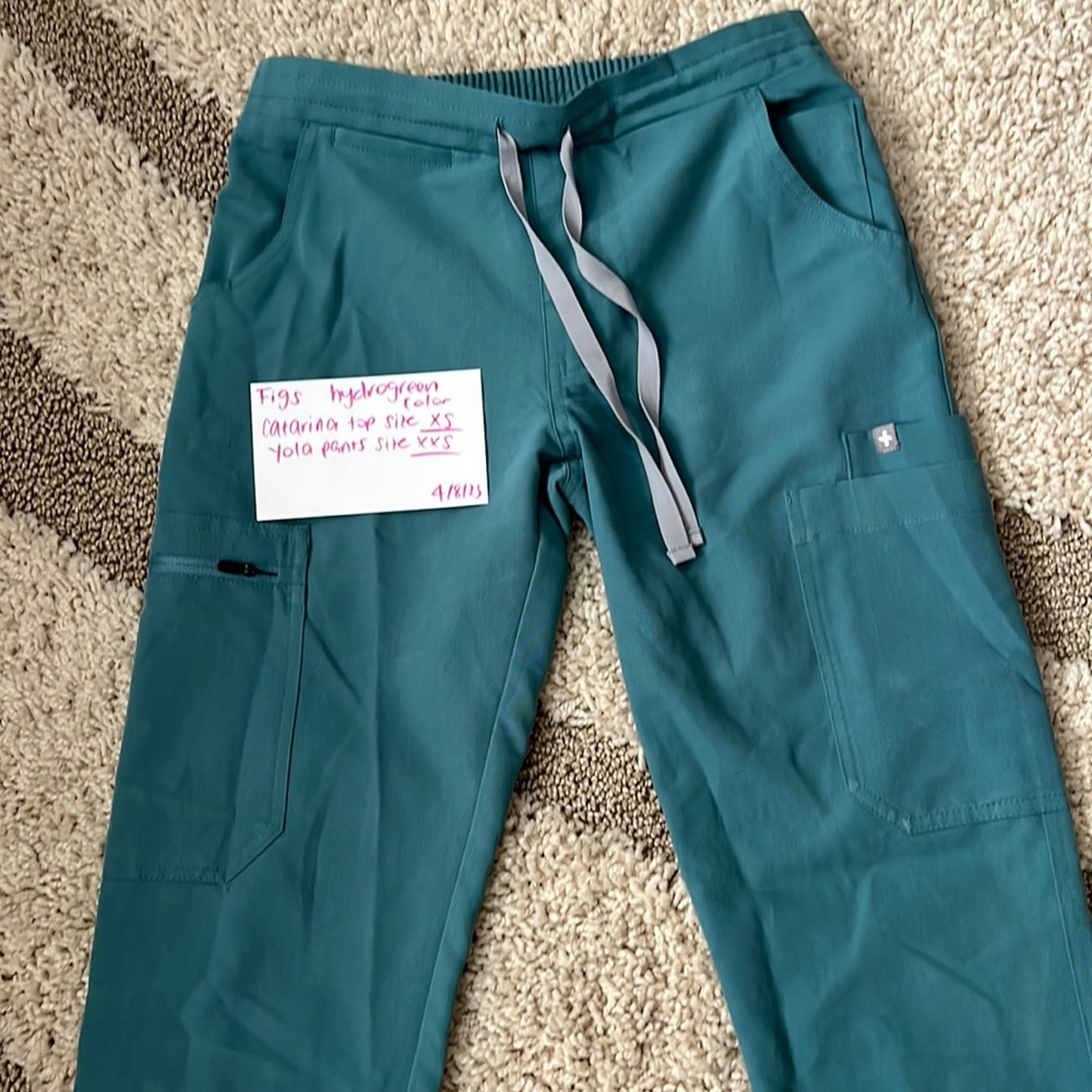 Figs yola pants in hydrogreen